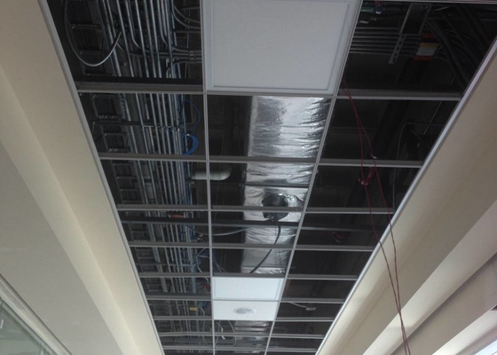 Серым положение гальванизированное цветом стальное в потолке кроет 605 кс 605мм черепицей для аэропорта