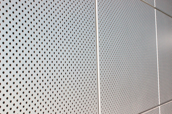Панели стены внешней стены пефорированные украшением алюминиевые для строя материала стены