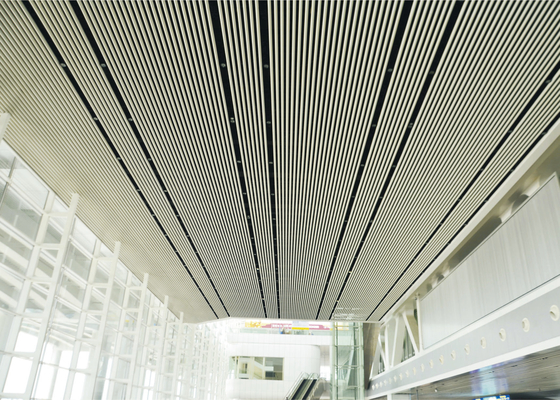 Алюминиевые коммерчески плитки потолка/декоративный суспендировать потолок для авиапорта